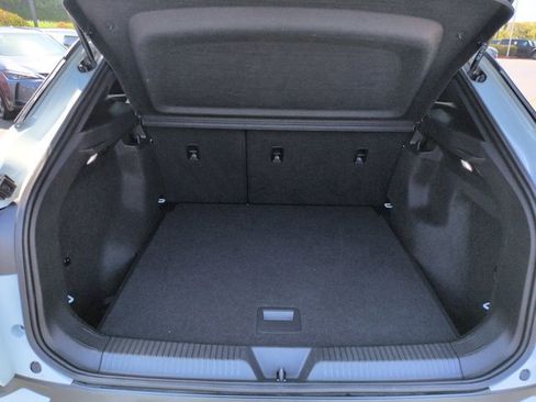 Used 2023 Volkswagen ID.4 Pro RWD image 6