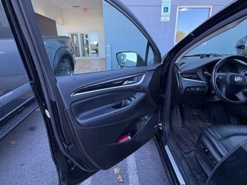 Used 2020 Buick Enclave Avenir w/ Avenir Technology Package image 12