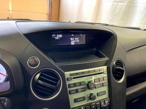 Used 2010 Honda Pilot EX-L image 30