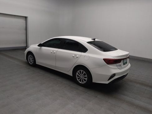 Used 2024 Kia Forte LX image 3