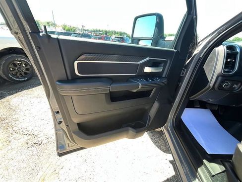 New 2026 RAM 3500 Big Horn AWD/4WD image 11