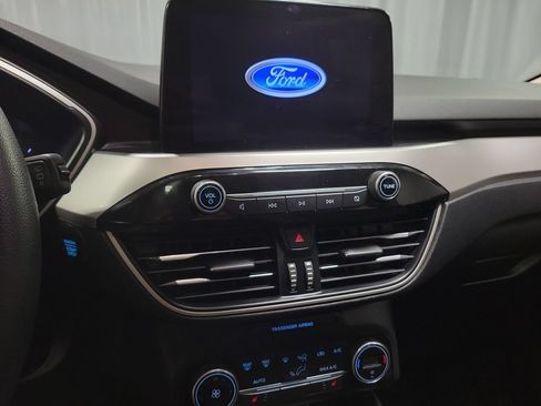 Used 2020 Ford Escape SE FWD image 15