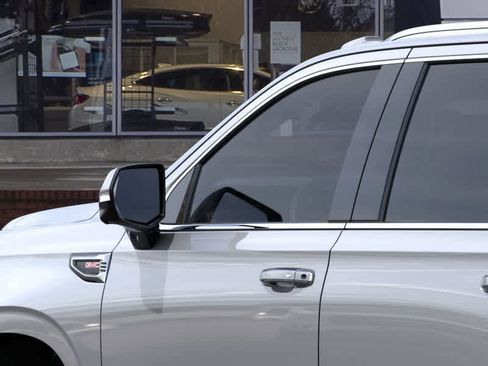 New 2026 GMC Yukon Denali w/ Sun & Power Step Package image 12