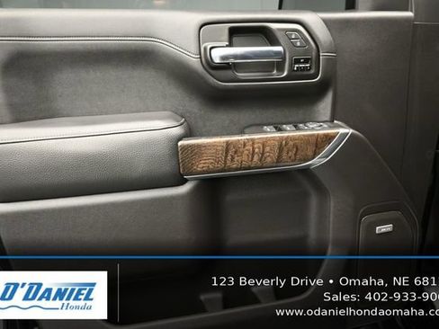 Used 2020 GMC Sierra 1500 Denali w/ Denali Premium Package AWD/4WD image 23