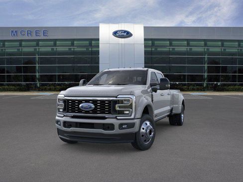 New 2026 Ford F450 Platinum w/ FX4 Off-Road Package AWD/4WD image 2