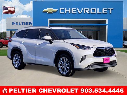 Used 2020 Toyota Highlander Limited image 1