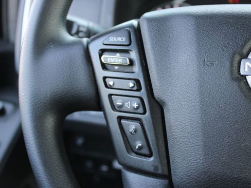 Used 2025 Nissan Frontier SV AWD/4WD image 29