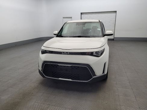 Used 2023 Kia Soul LX w/ LX Technology Package image 15