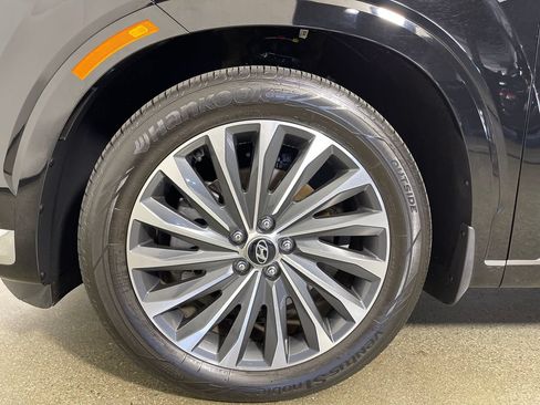Used 2025 Hyundai Palisade Calligraphy AWD/4WD image 11