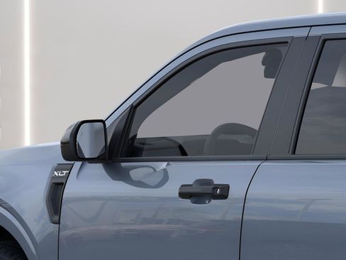 New 2026 Ford Maverick XLT w/ XLT Luxury Package FWD image 22