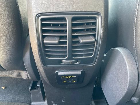Used 2013 Ford Escape SEL FWD image 21