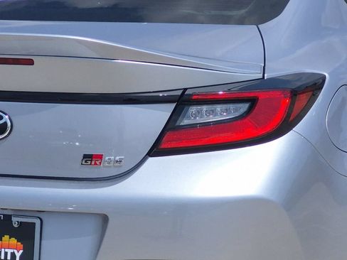 Used 2024 Toyota GR86 Premium RWD image 24