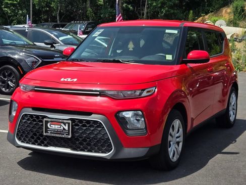 Used 2022 Kia Soul LX FWD image 7