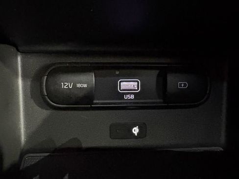 Used 2022 Kia Telluride SX w/ SX Prestige Package image 11