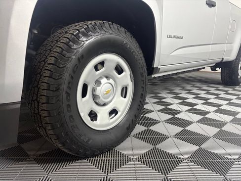 Used 2018 Chevrolet Colorado W/T w/ WT Convenience Package AWD/4WD image 13