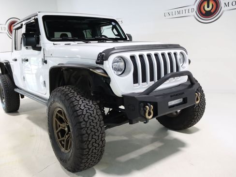 Used 2021 Jeep Gladiator Sport AWD/4WD image 23