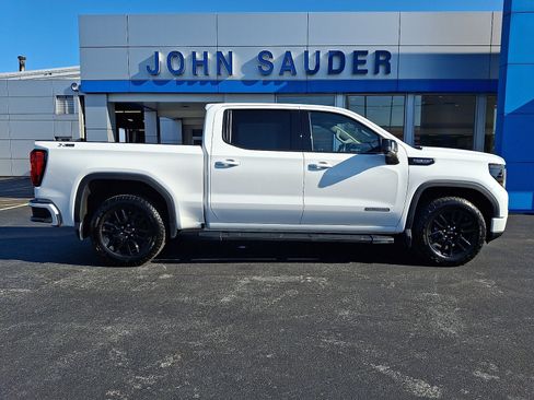 Used 2024 GMC Sierra 1500 Elevation w/ Elevation Premium Package AWD/4WD image 7