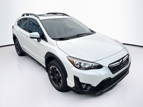 Used 2021 Subaru Crosstrek 2.0i Premium w/ Moonroof Package image 21