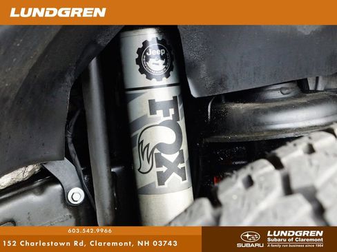 Used 2023 Jeep Gladiator Sport image 15