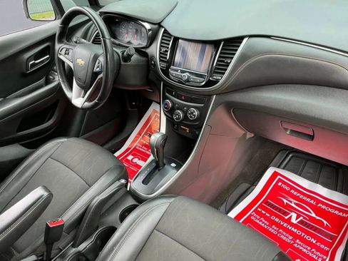 Used 2022 Chevrolet Trax LT w/ Driver Confidence Package image 20