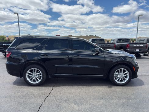 Used 2022 Dodge Durango R/T w/ Trailer Tow Group IV AWD/4WD image 4