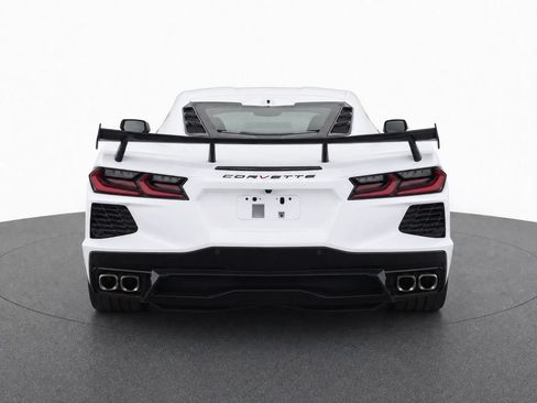 Used 2022 Chevrolet Corvette Stingray Coupe w/ 1LT RWD image 3