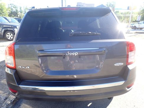 Used 2015 Jeep Compass High Altitude image 3