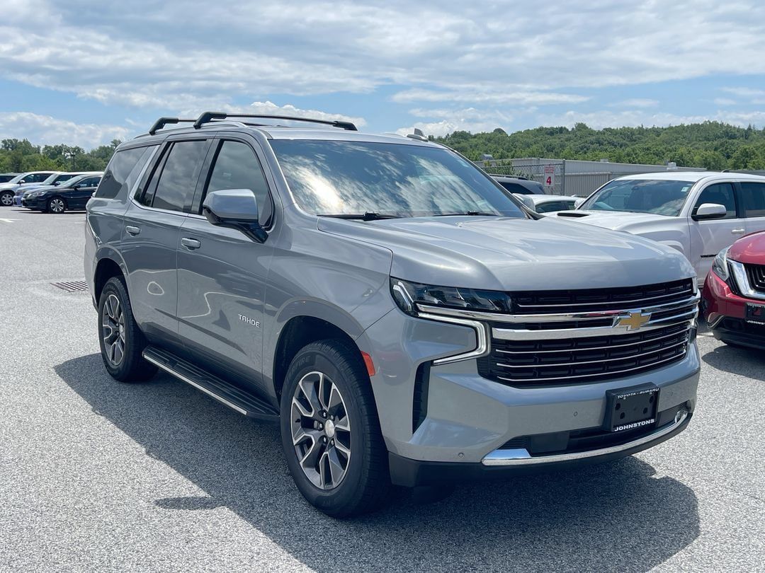 Used 2023 Chevrolet Tahoe LT AWD/4WD image 2