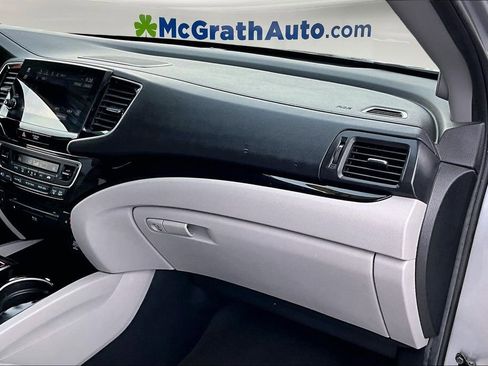 Used 2020 Honda Pilot Touring image 28