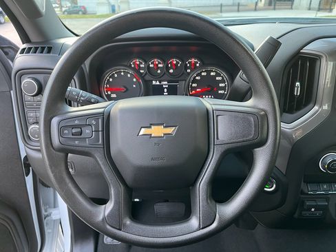 Used 2025 Chevrolet Silverado 2500 W/T w/ WT/CX Safety Package image 18