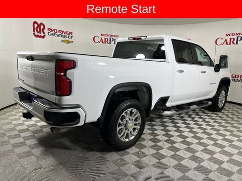 Used 2025 Chevrolet Silverado 2500 LT w/ Z71 Chrome Sport Edition AWD/4WD image 8