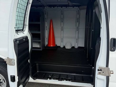 Used 2019 Chevrolet Express 2500 w/ Communications Package RWD image 21