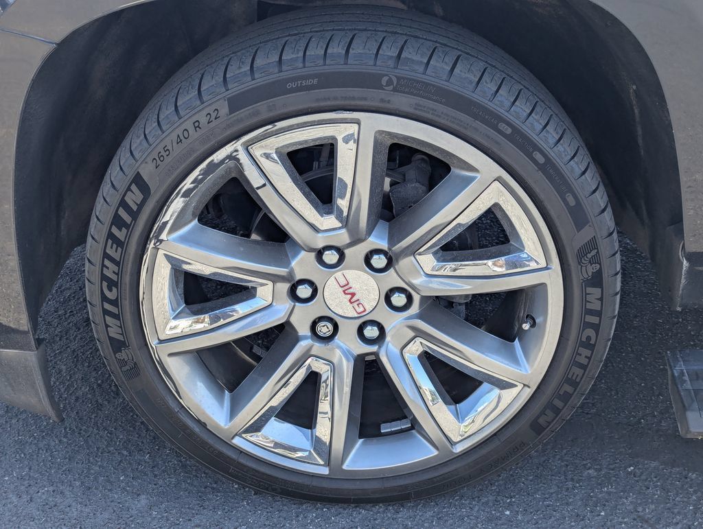 Used 2020 GMC Yukon Denali w/ Denali Ultimate Package AWD/4WD image 13