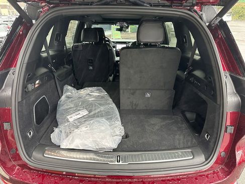 New 2024 Jeep Grand Cherokee L Overland w/ Advanced Protech Group III image 15