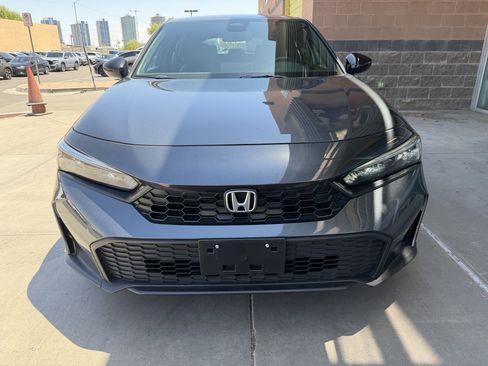 Used 2025 Honda Civic Sport image 10