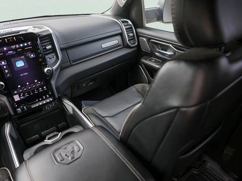 Used 2022 RAM 1500 Laramie AWD/4WD image 31