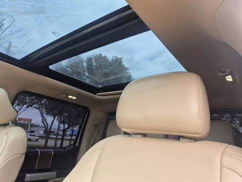 Used 2015 Ford F150 Lariat w/ Equipment Group 502A Luxury AWD/4WD image 22