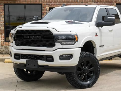 Used 2023 RAM 2500 Limited AWD/4WD image 8