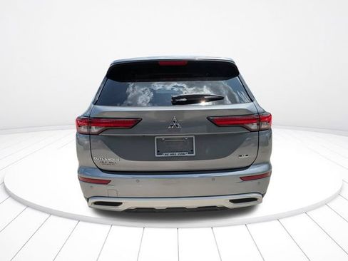 Used 2022 Mitsubishi Outlander SE FWD image 5