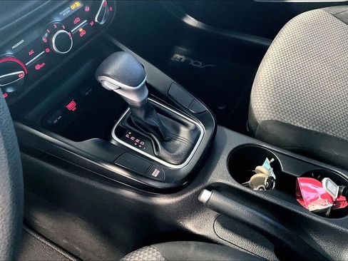 Used 2022 Kia Soul LX w/ Technology Package image 16