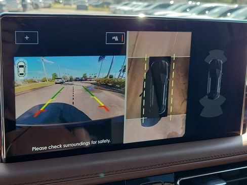 Certified 2022 Lincoln Nautilus Reserve w/ Equipment Group 201A image 32