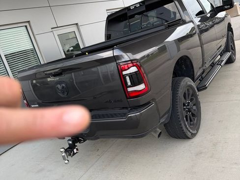 Used 2024 RAM 2500 Big Horn w/ Night Edition AWD/4WD image 4