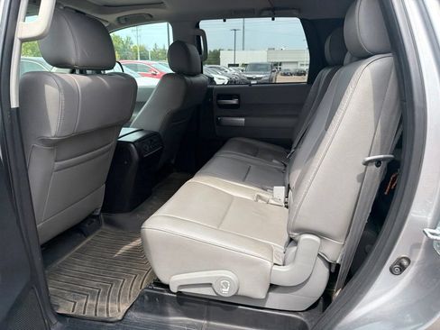 Used 2018 Toyota Sequoia Limited AWD/4WD image 44
