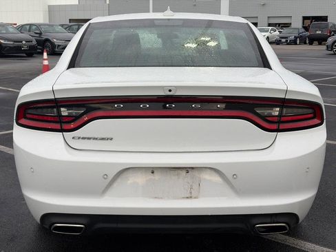 Used 2023 Dodge Charger SXT RWD image 3