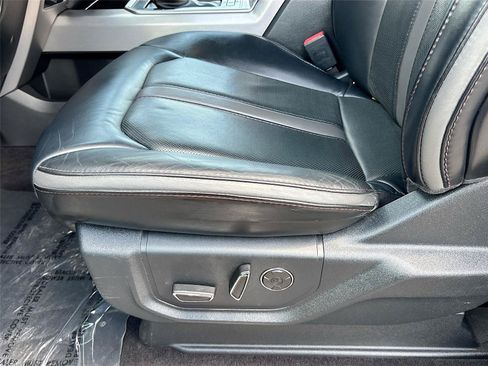 Used 2020 Ford F150 Platinum w/ Equipment Group 701A Luxury AWD/4WD image 19
