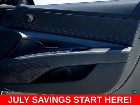 Used 2025 Hyundai Elantra Sport FWD image 34
