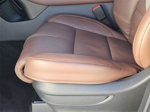 New 2026 Lincoln Aviator Reserve w/ Luxury Package image 23