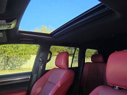 Used 2020 Lexus GX 460 Premium image 18