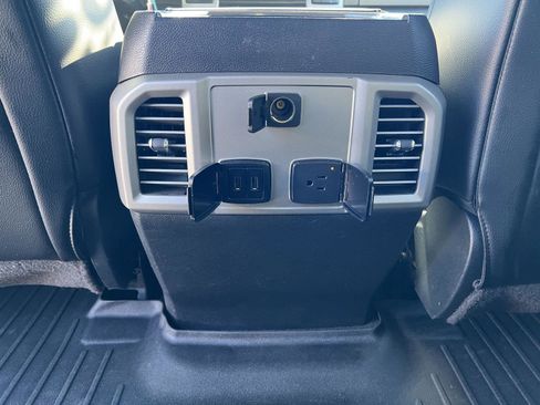 Used 2017 Ford F250 Lariat w/ Tow Technology Bundle image 48