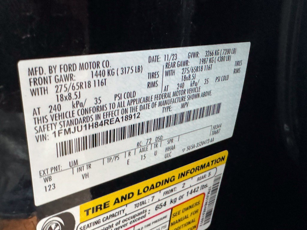 Used 2024 Ford Expedition XLT RWD image 28